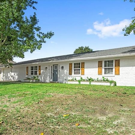 Ranch Home Gem 5Br Home Sleeps 12 With Game Room Gulfport Extérieur photo