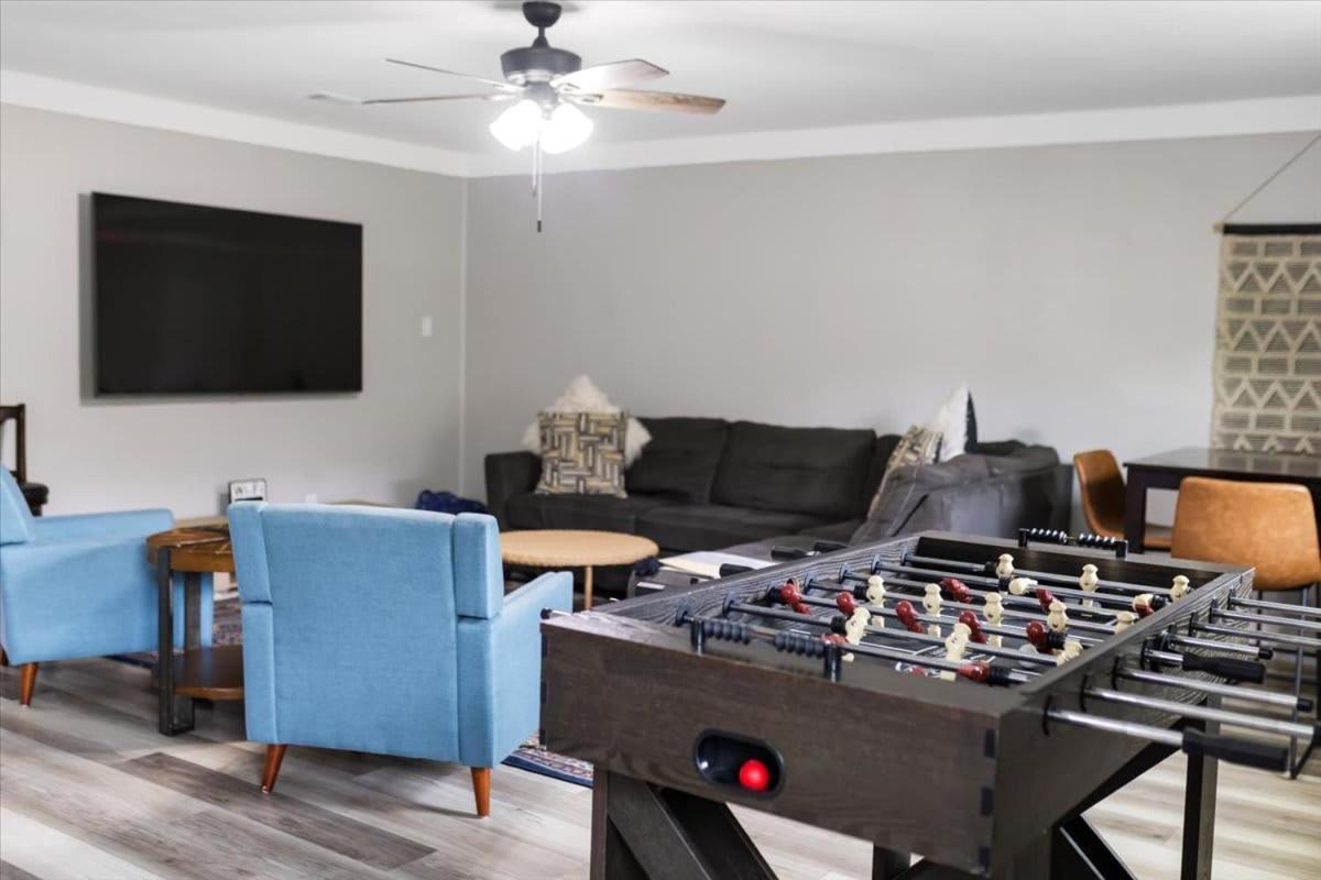 Ranch Home Gem 5Br Home Sleeps 12 With Game Room Gulfport Extérieur photo
