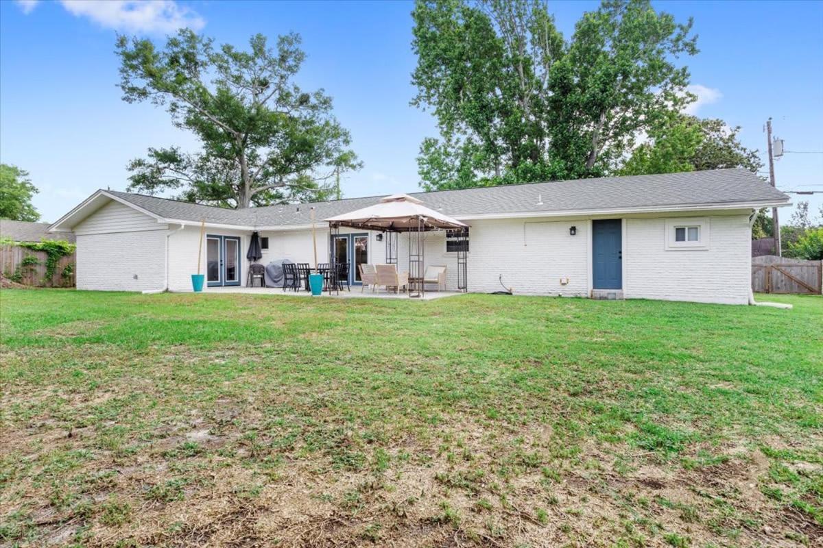 Ranch Home Gem 5Br Home Sleeps 12 With Game Room Gulfport Extérieur photo