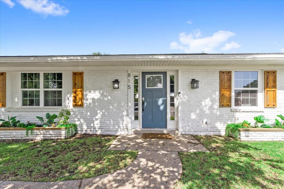 Ranch Home Gem 5Br Home Sleeps 12 With Game Room Gulfport Extérieur photo